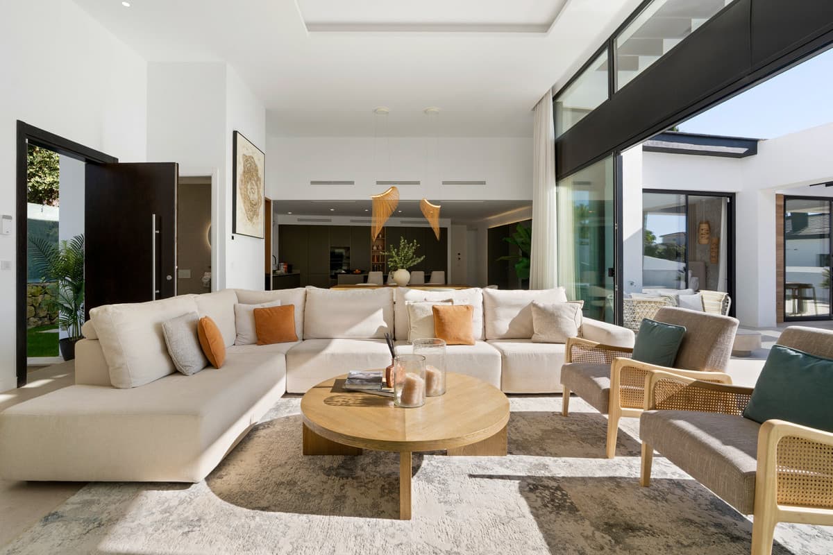 Detached Villa in Nueva Andalucía — photo 8 of 10