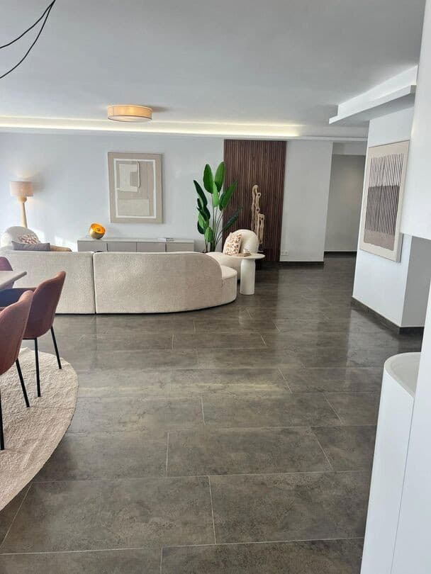Middle Floor Apartment in Fuengirola — photo 8 of 10