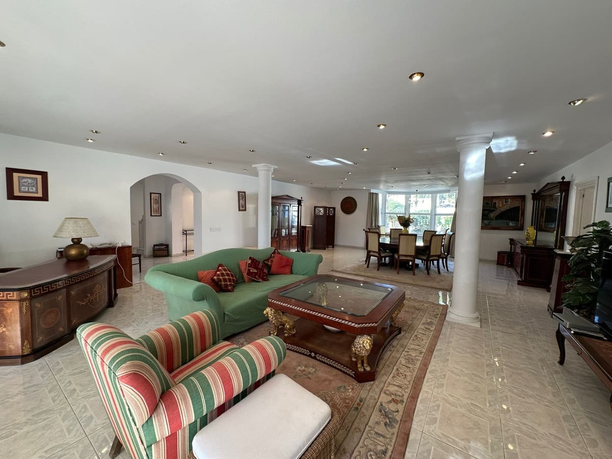 Detached Villa in Marbesa — photo 4 of 10