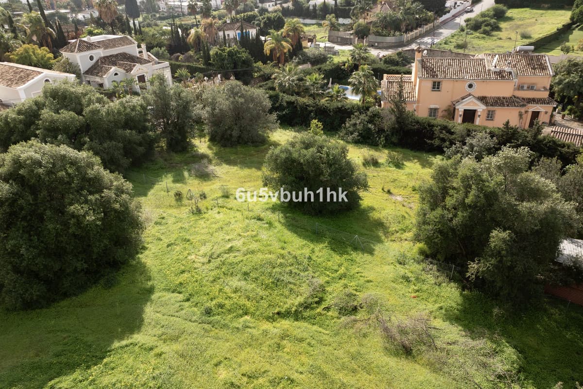 Residential Plot in Bel Air — photo 4 of 10