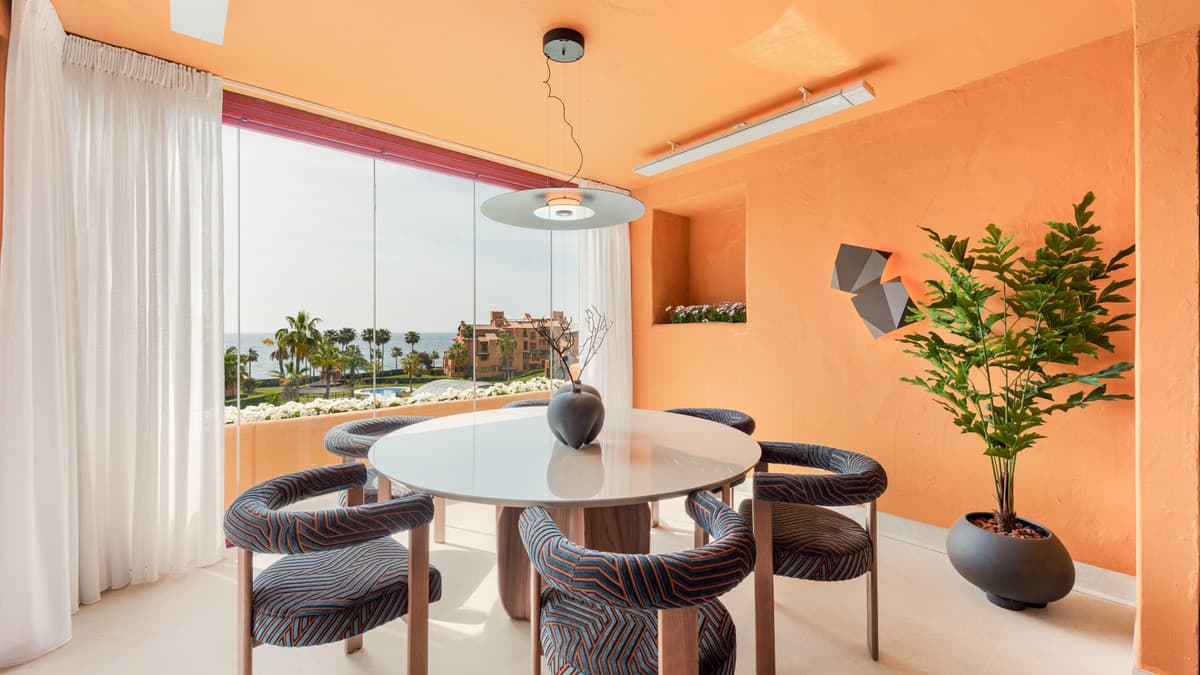 Middle Floor Apartment in Estepona — photo 5 of 10