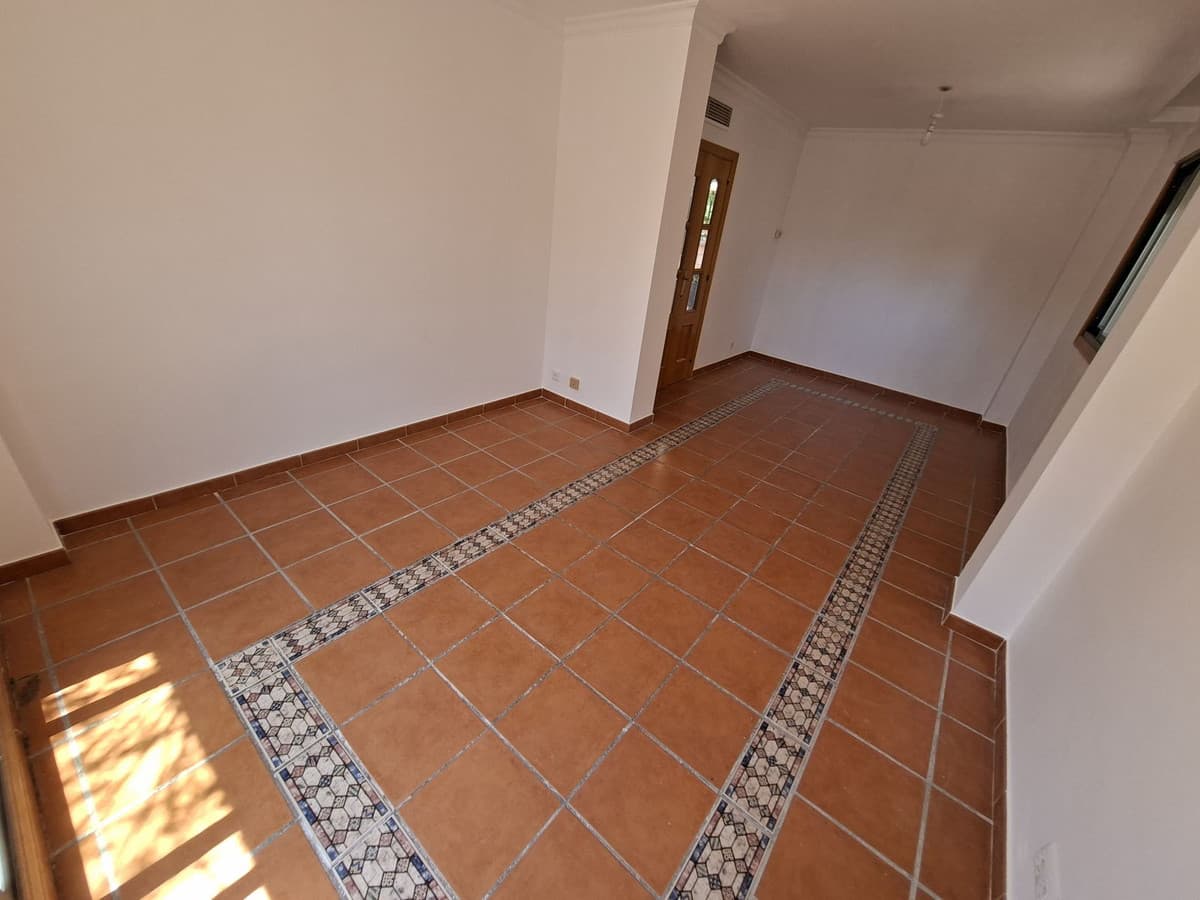 Detached Villa in San Luis de Sabinillas — photo 6 of 10