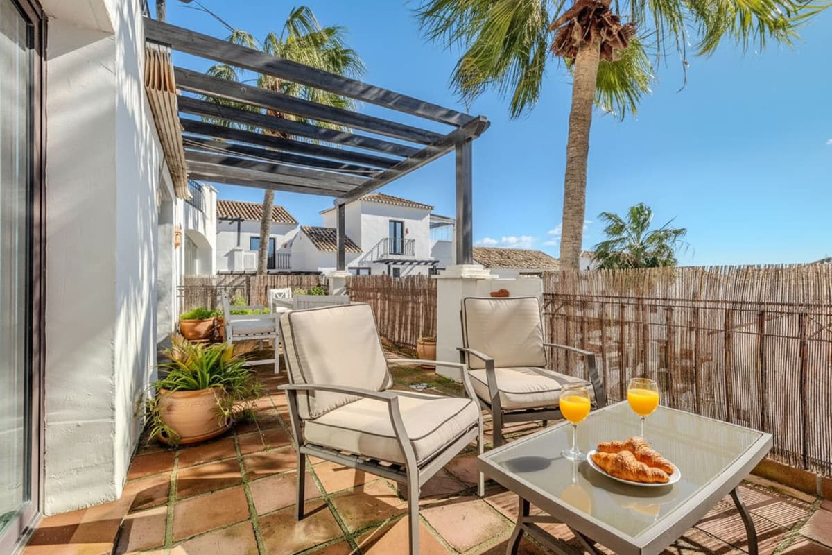 Penthouse Duplex in Altos de los Monteros — photo 3 of 10