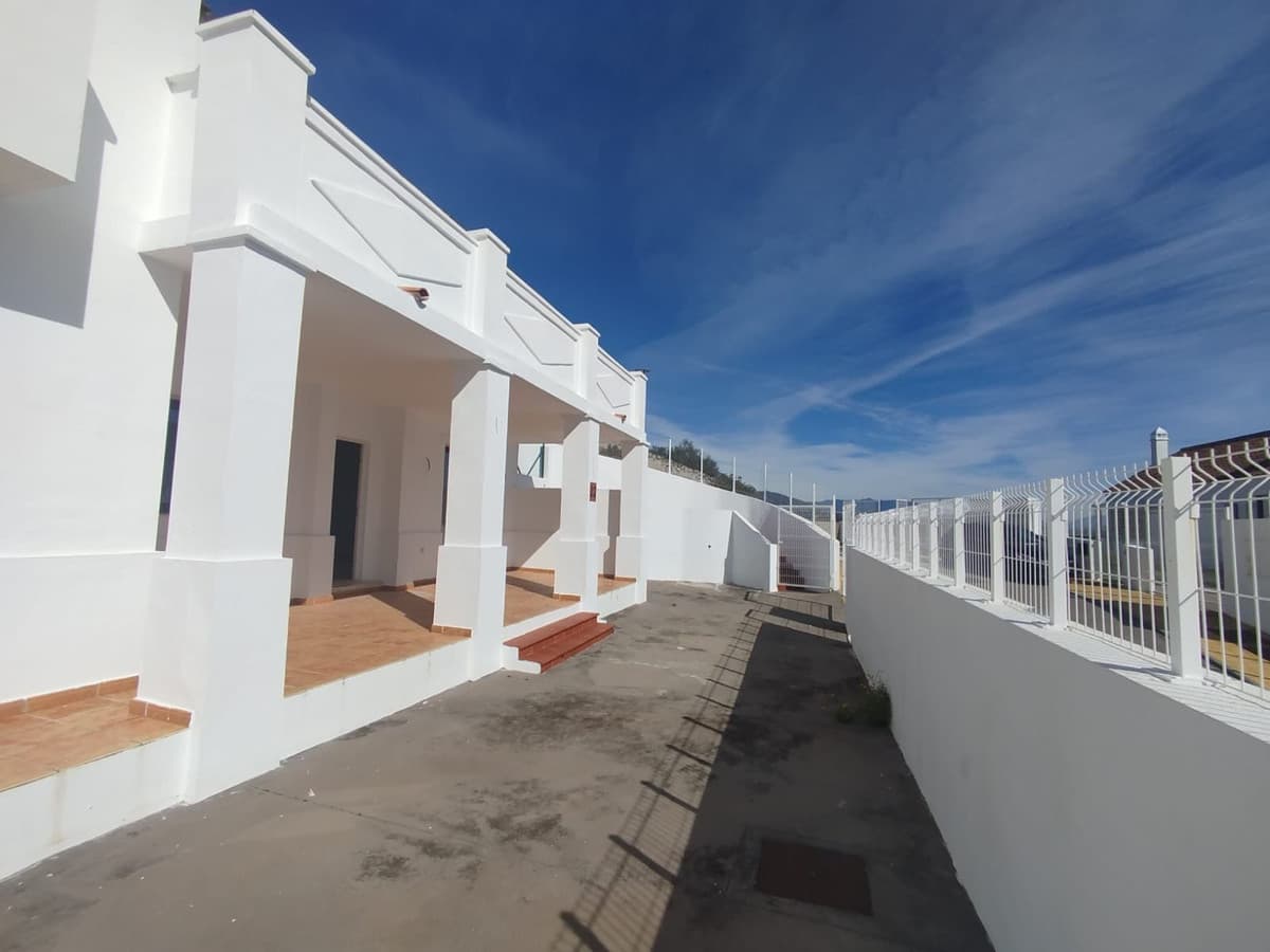 Townhouse in Doña Julia — photo 4 of 10