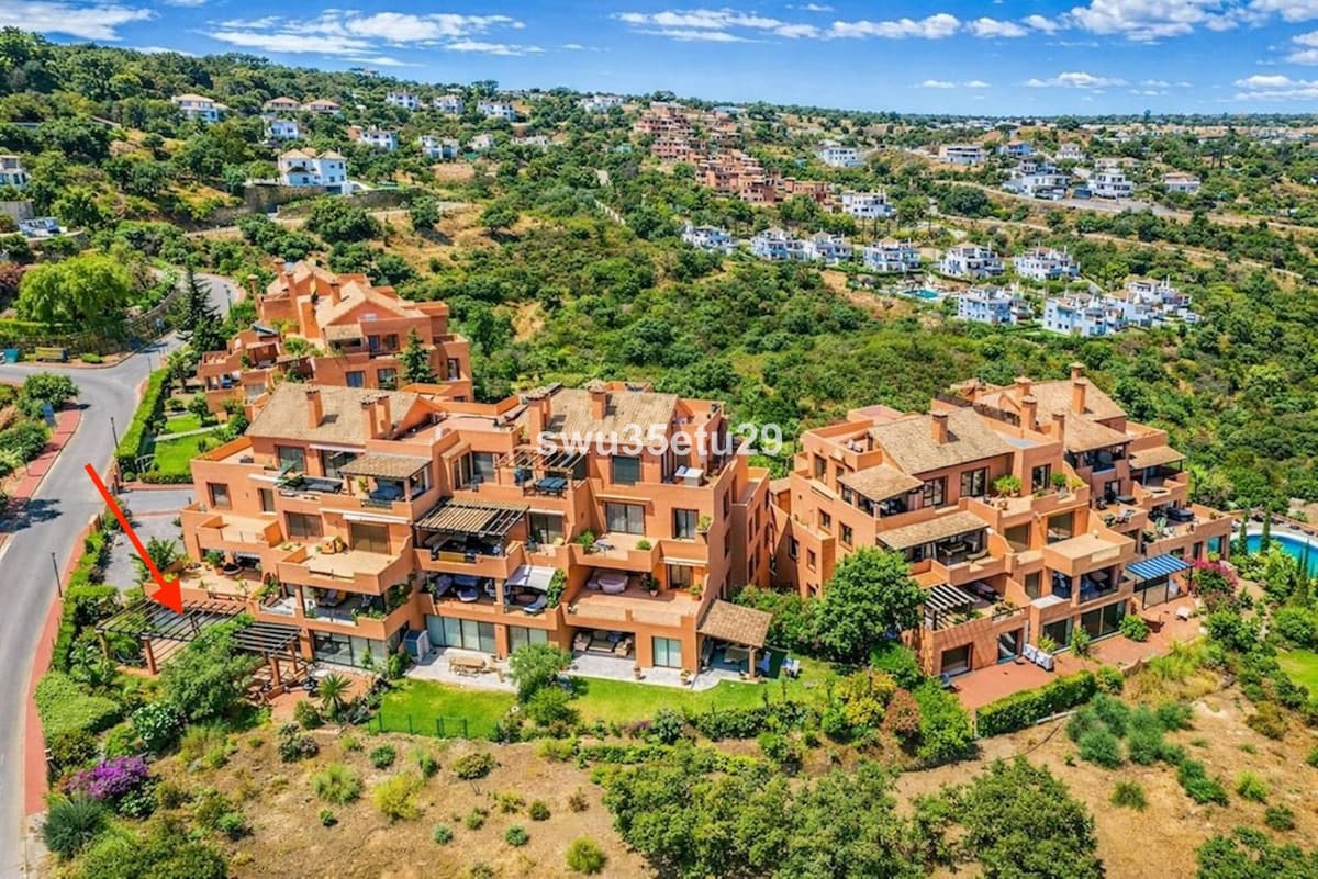 Ground Floor Apartment in La Mairena — photo 4 of 10