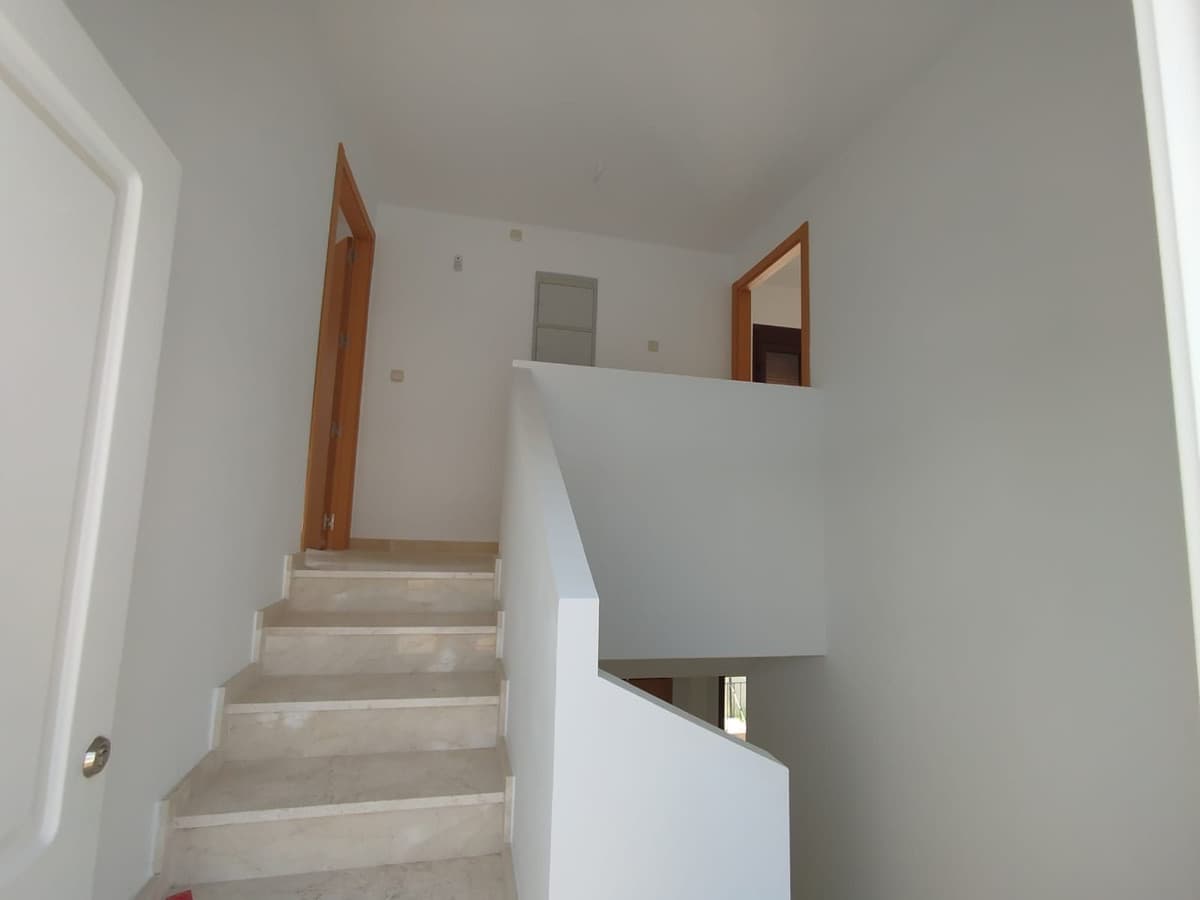 Townhouse in Doña Julia — photo 4 of 10