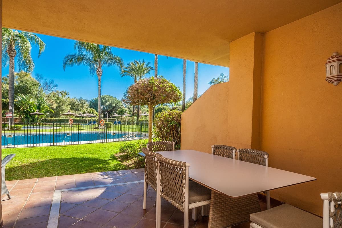 Ground Floor Apartment in Elviria — photo 10 of 10