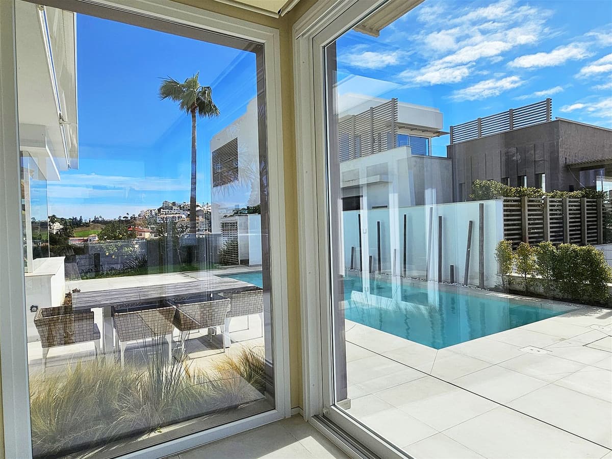 Detached Villa in Riviera del Sol — photo 7 of 10