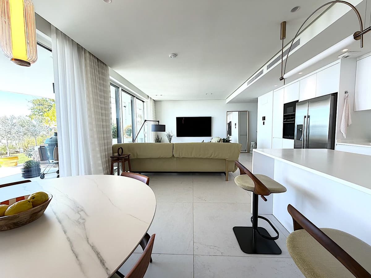 Ground Floor Apartment in Marbella — photo 5 of 10