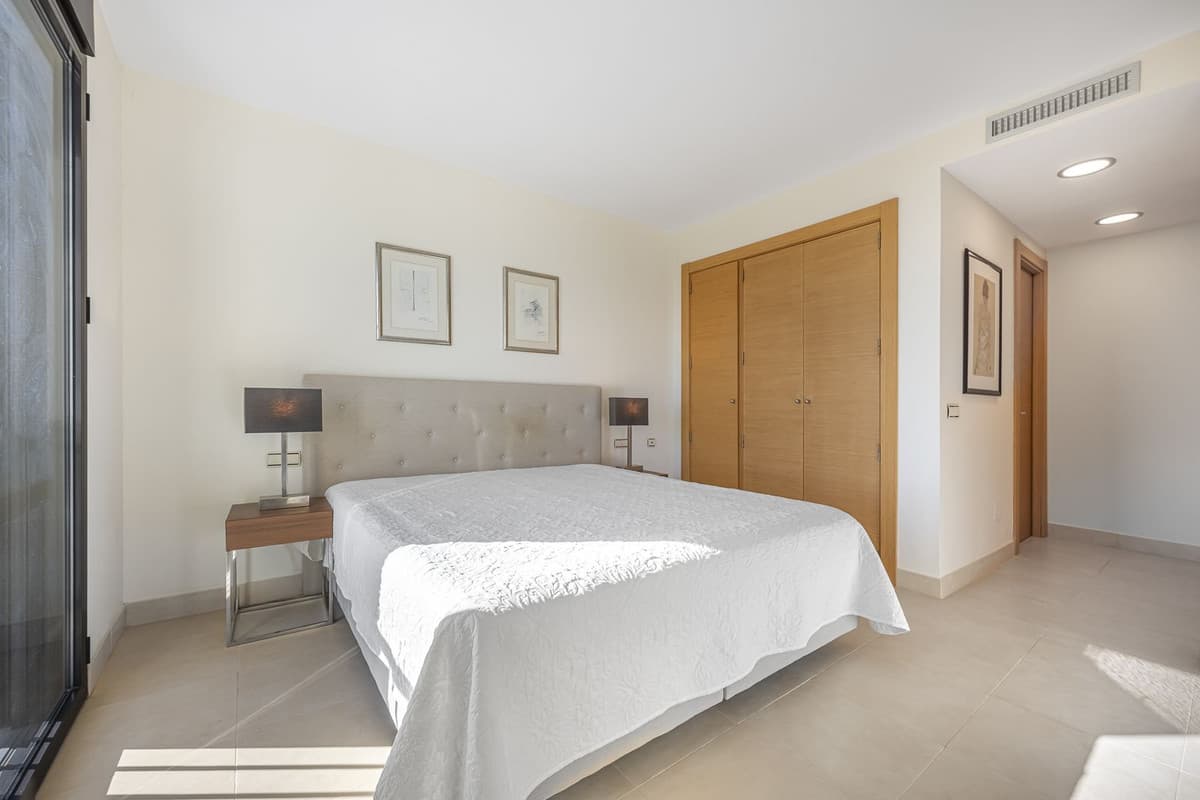 Middle Floor Apartment in Altos de los Monteros — photo 7 of 10