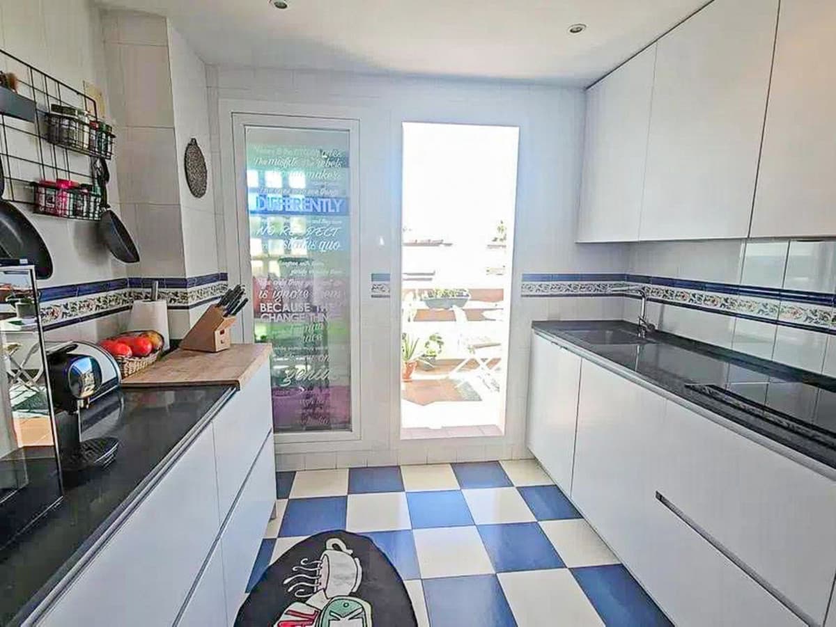 Middle Floor Apartment in Selwo — photo 6 of 10