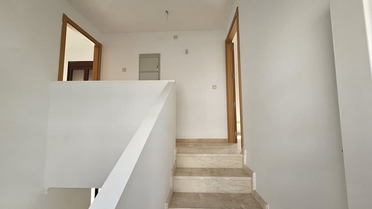 Townhouse in Doña Julia — photo 5 of 10