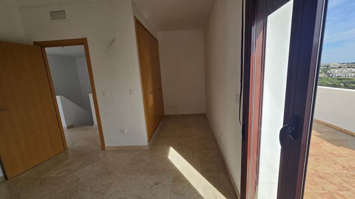 Townhouse in Doña Julia — photo 8 of 10
