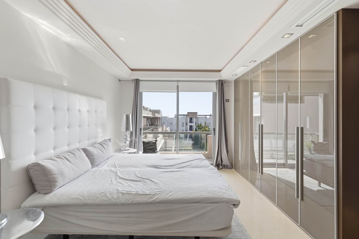 Middle Floor Apartment in Los Arqueros — photo 6 of 10