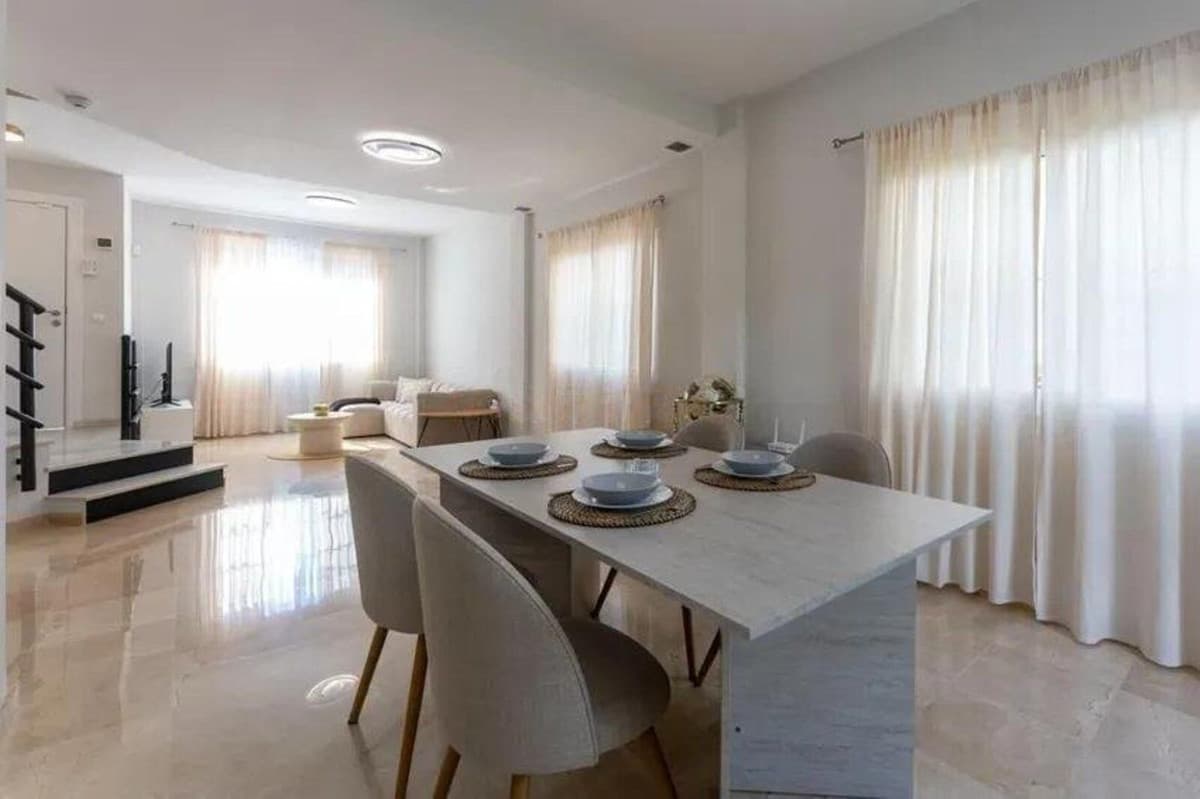 Semi-Detached House in Cabopino — photo 6 of 10