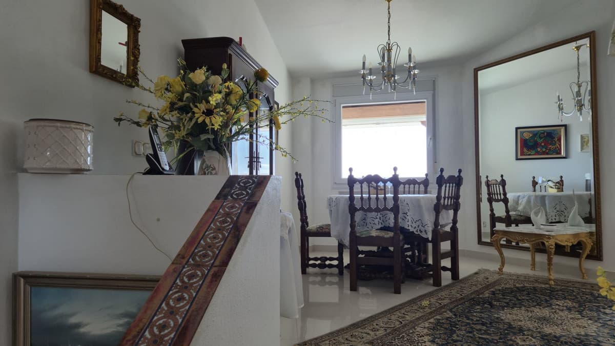Top Floor Apartment in Puerto de Cabopino — photo 7 of 10
