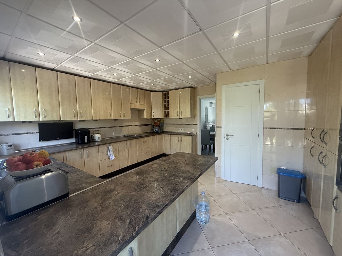 Semi-Detached House in Calahonda — photo 9 of 10