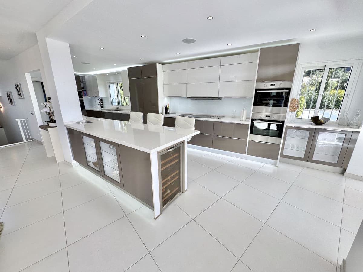Detached Villa in Calahonda — photo 10 of 10