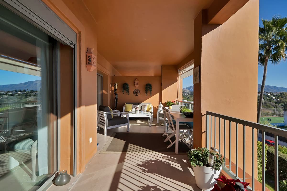 Middle Floor Apartment in Atalaya — photo 2 of 10