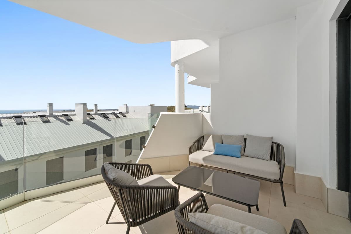 Middle Floor Apartment in Fuengirola — photo 7 of 10