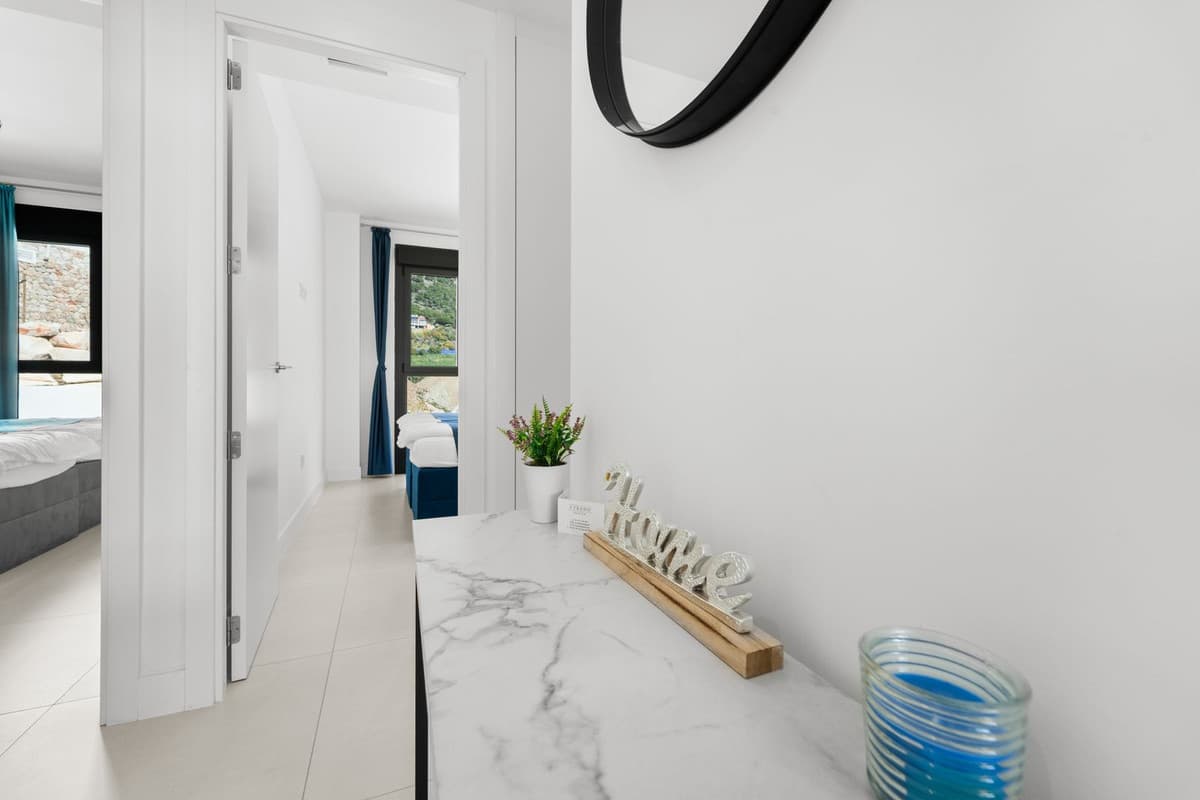 Middle Floor Apartment in Fuengirola — photo 10 of 10