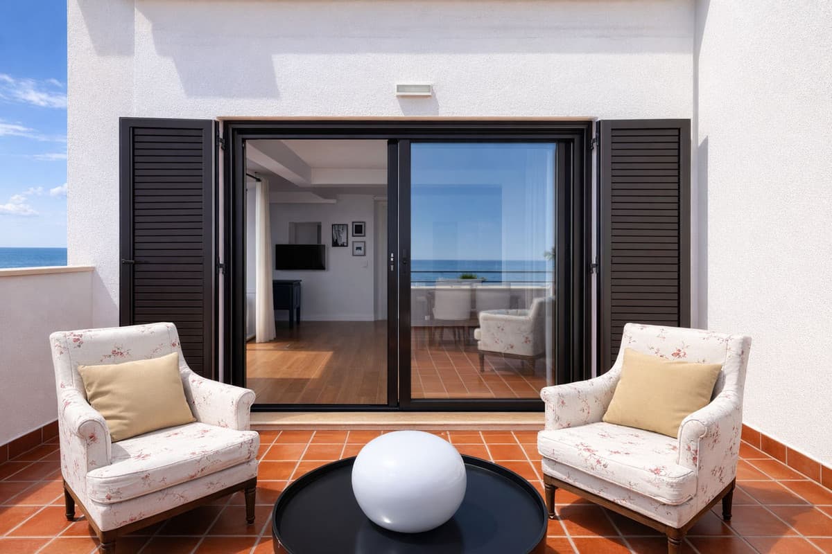 Ground Floor Apartment in Casares Playa — photo 2 of 10