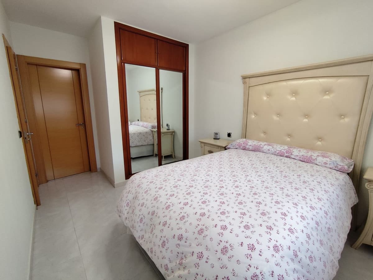 Middle Floor Apartment in Málaga Este — photo 10 of 10