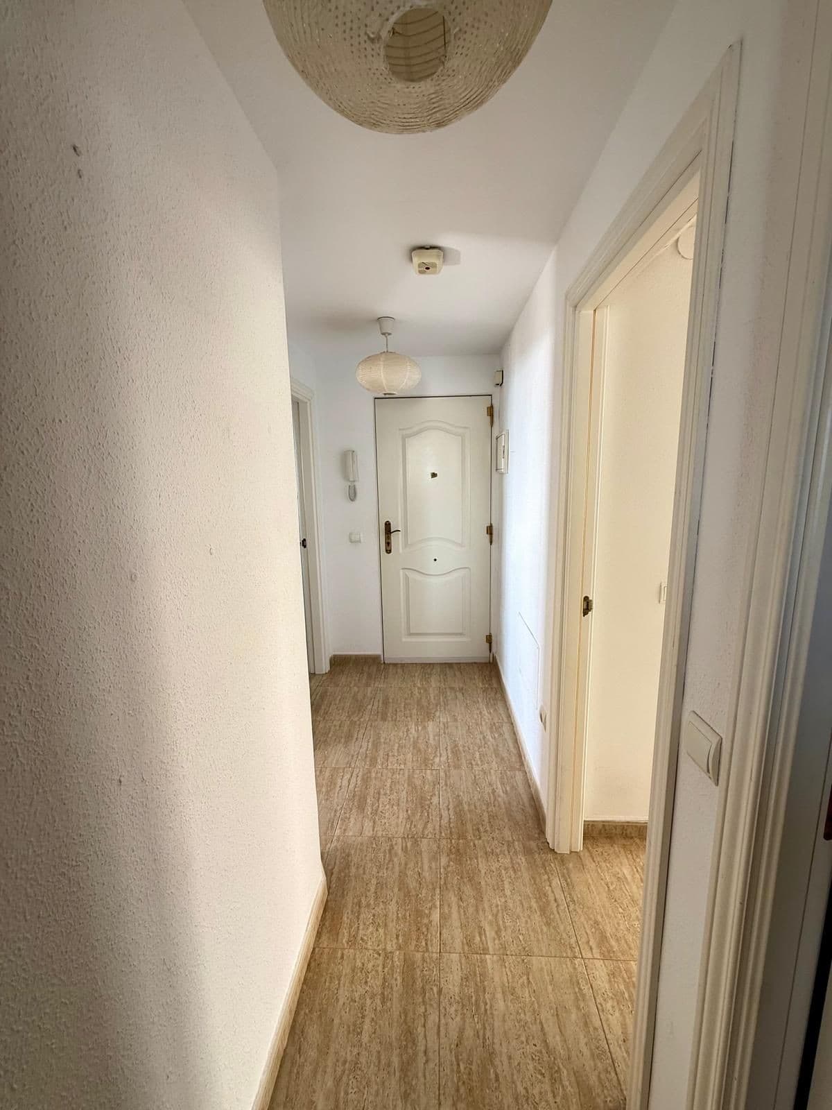 Middle Floor Apartment in Benalmadena Costa — photo 7 of 20