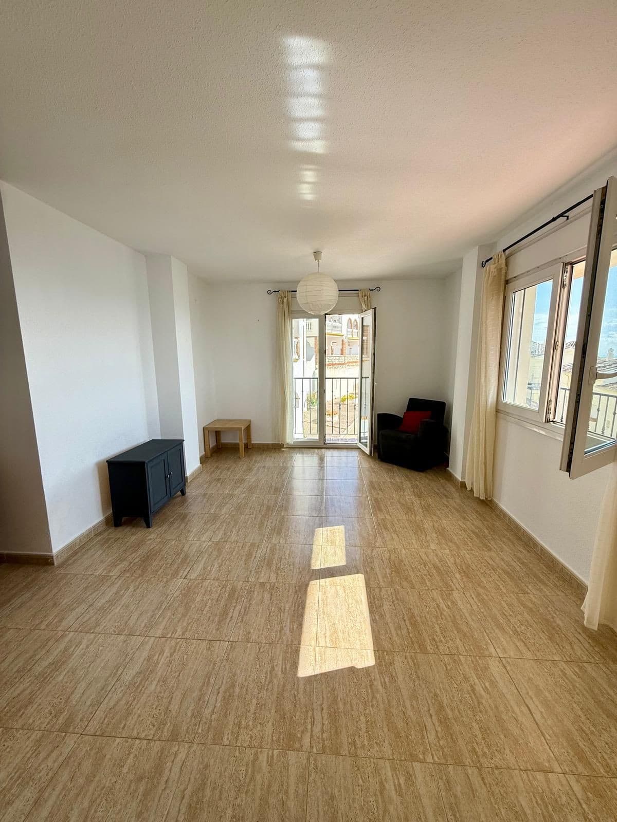 Middle Floor Apartment in Benalmadena Costa — photo 9 of 20