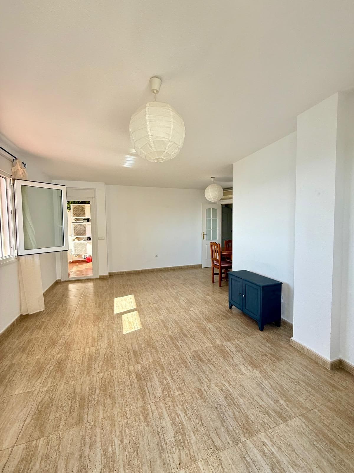 Middle Floor Apartment in Benalmadena Costa — photo 10 of 20