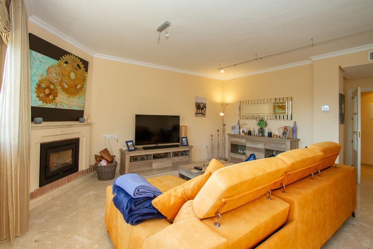 Penthouse in La Mairena — photo 7 of 10