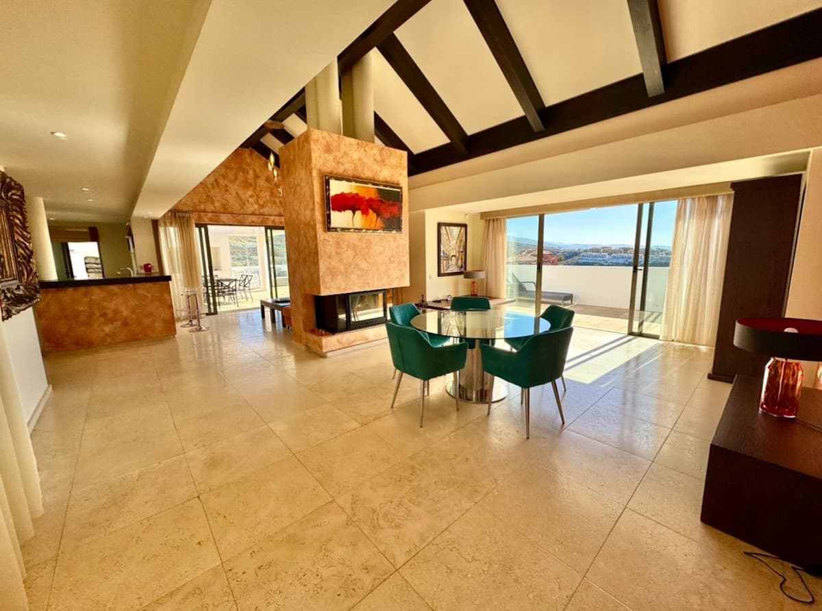 Penthouse in New Golden Mile — photo 8 of 10