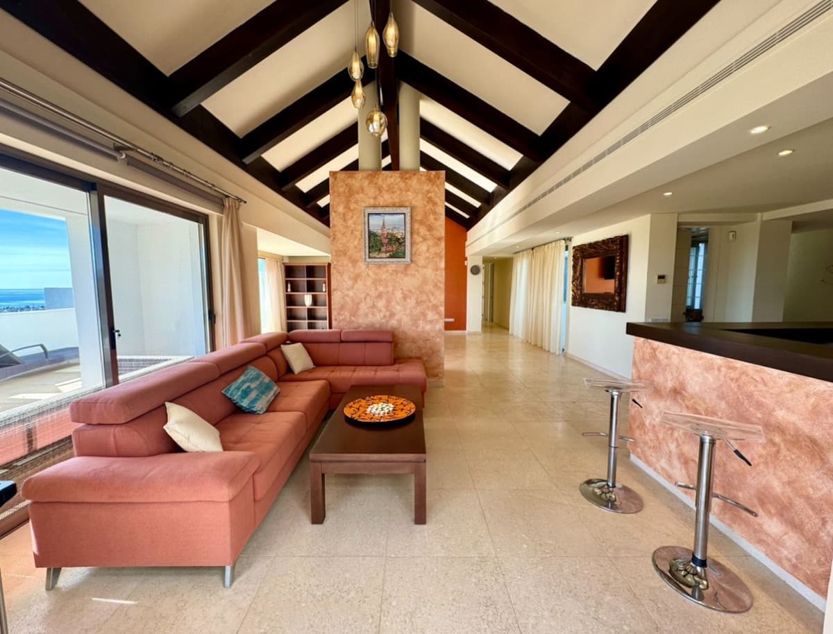 Penthouse in New Golden Mile — photo 9 of 10