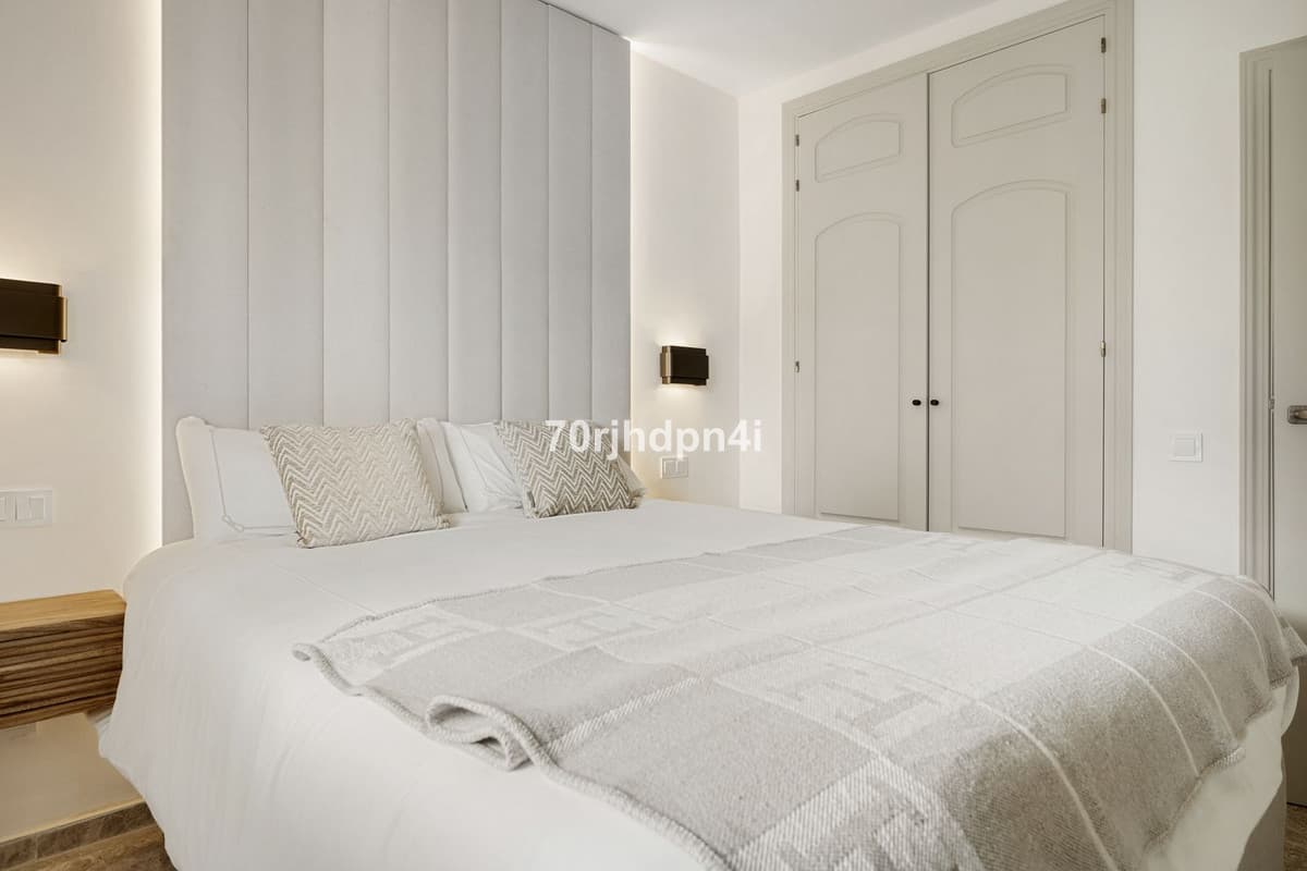 Ground Floor Apartment in Nueva Andalucía — photo 1 of 10