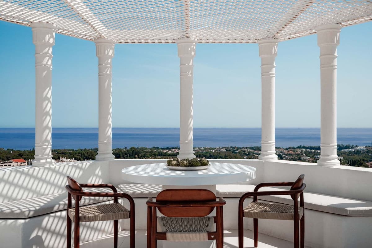 Penthouse in The Golden Mile — photo 1 of 10