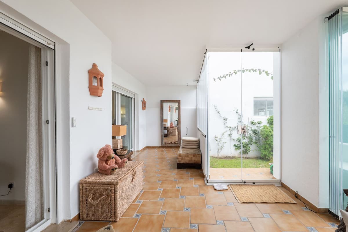 Ground Floor Apartment in Los Monteros — photo 5 of 10