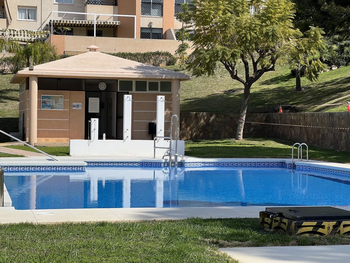 Middle Floor Apartment in Parque Clavero — photo 8 of 10