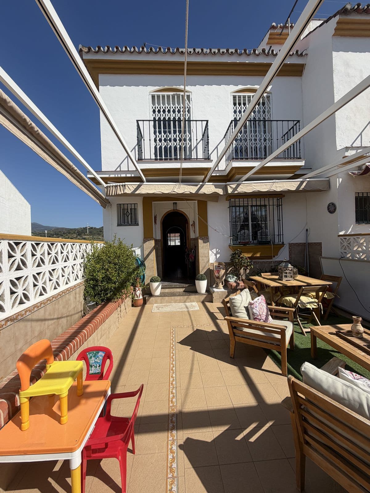 Townhouse in Estepona — photo 1 of 10