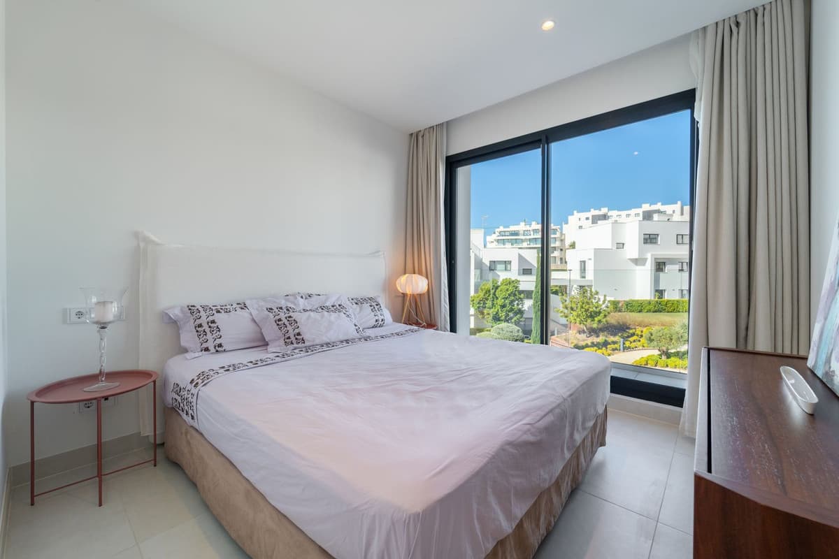 Middle Floor Apartment in Fuengirola — photo 4 of 10