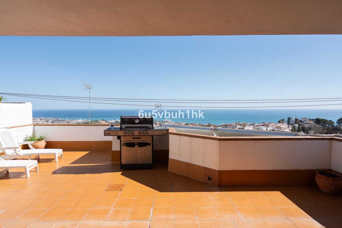 Townhouse in Benalmadena Pueblo — photo 3 of 10