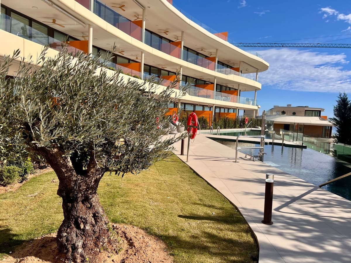 Middle Floor Apartment in Fuengirola — photo 1 of 10