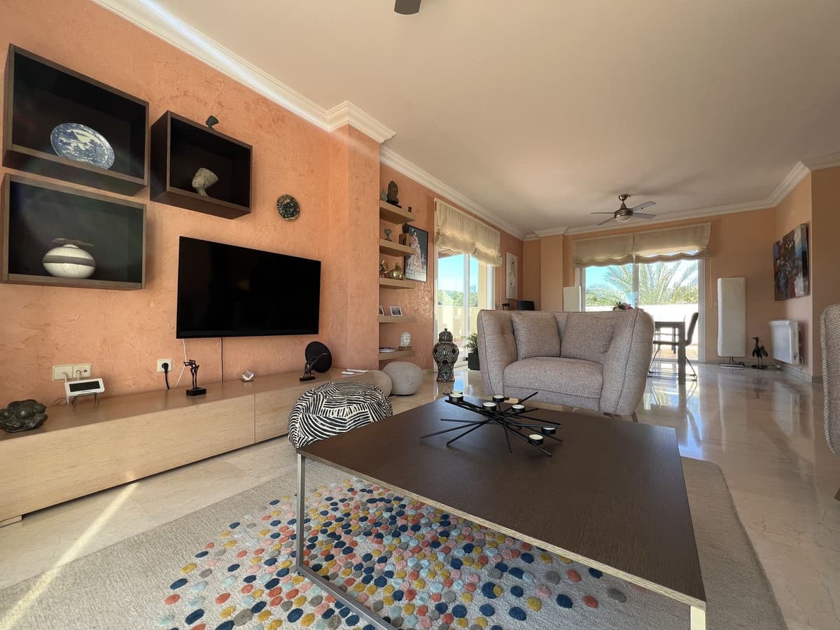 Penthouse in La Cala Hills — photo 2 of 10