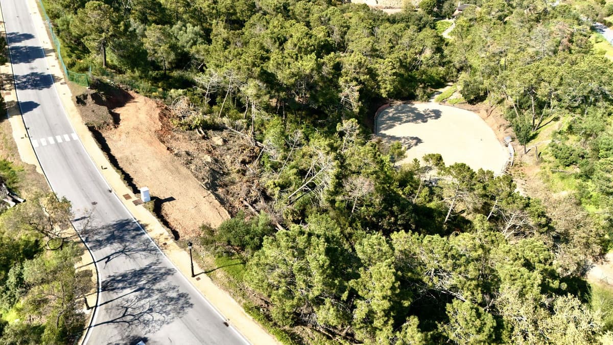 Residential Plot in Benahavís — photo 1 of 10