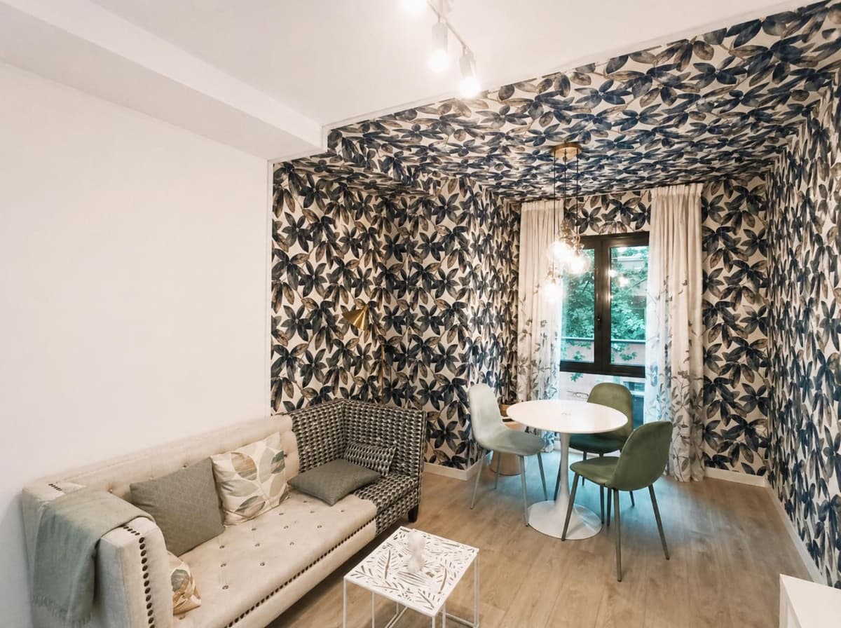 Middle Floor Apartment in Málaga Centro — photo 1 of 10