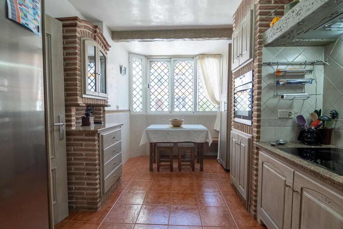 Townhouse in Estepona — photo 7 of 10