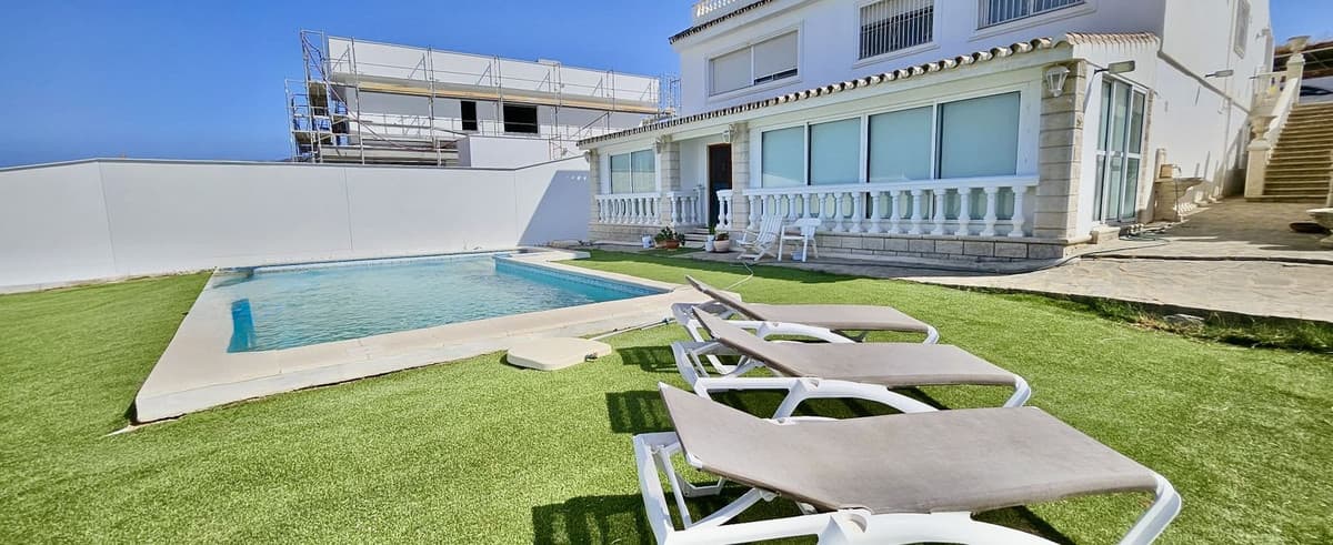 Detached Villa in Alhaurín de la Torre — photo 3 of 10