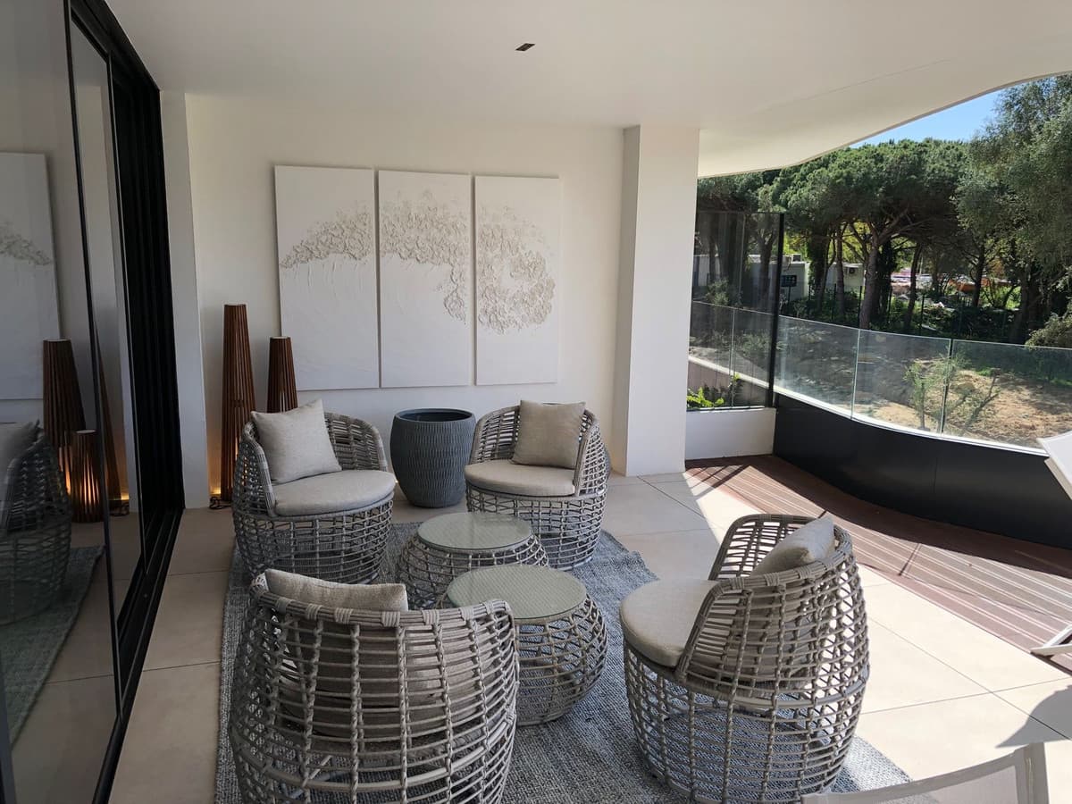 Middle Floor Apartment in Sotogrande — photo 5 of 10