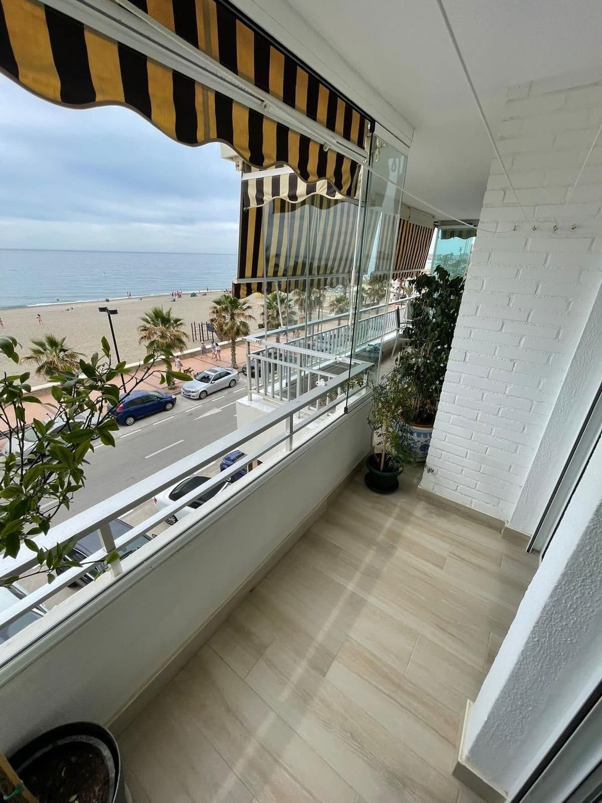 Middle Floor Apartment in Fuengirola — photo 1 of 10
