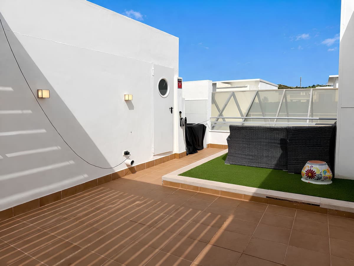 Penthouse Duplex in La Cala de Mijas — photo 9 of 10