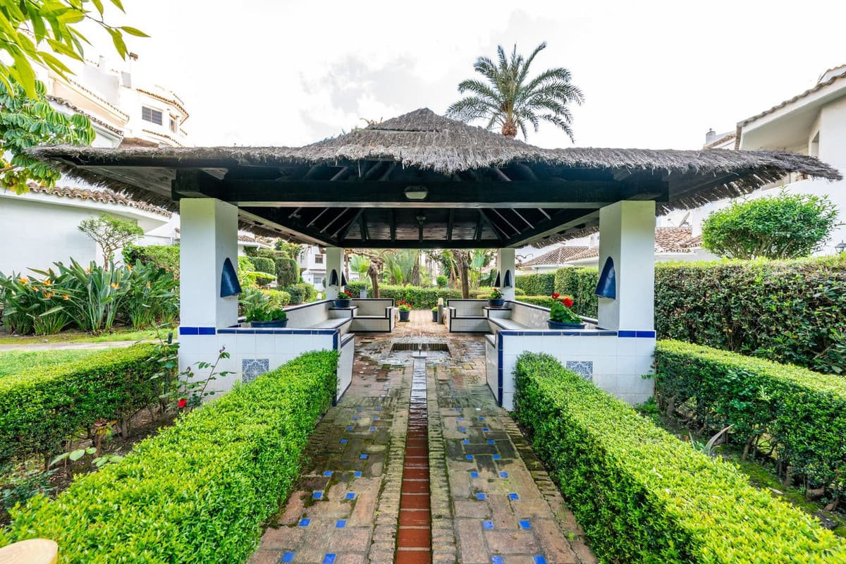 Penthouse in Elviria — photo 7 of 10